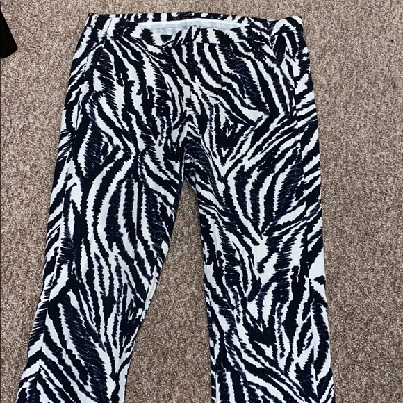 Zara Basic Pants - Picture 1 of 4